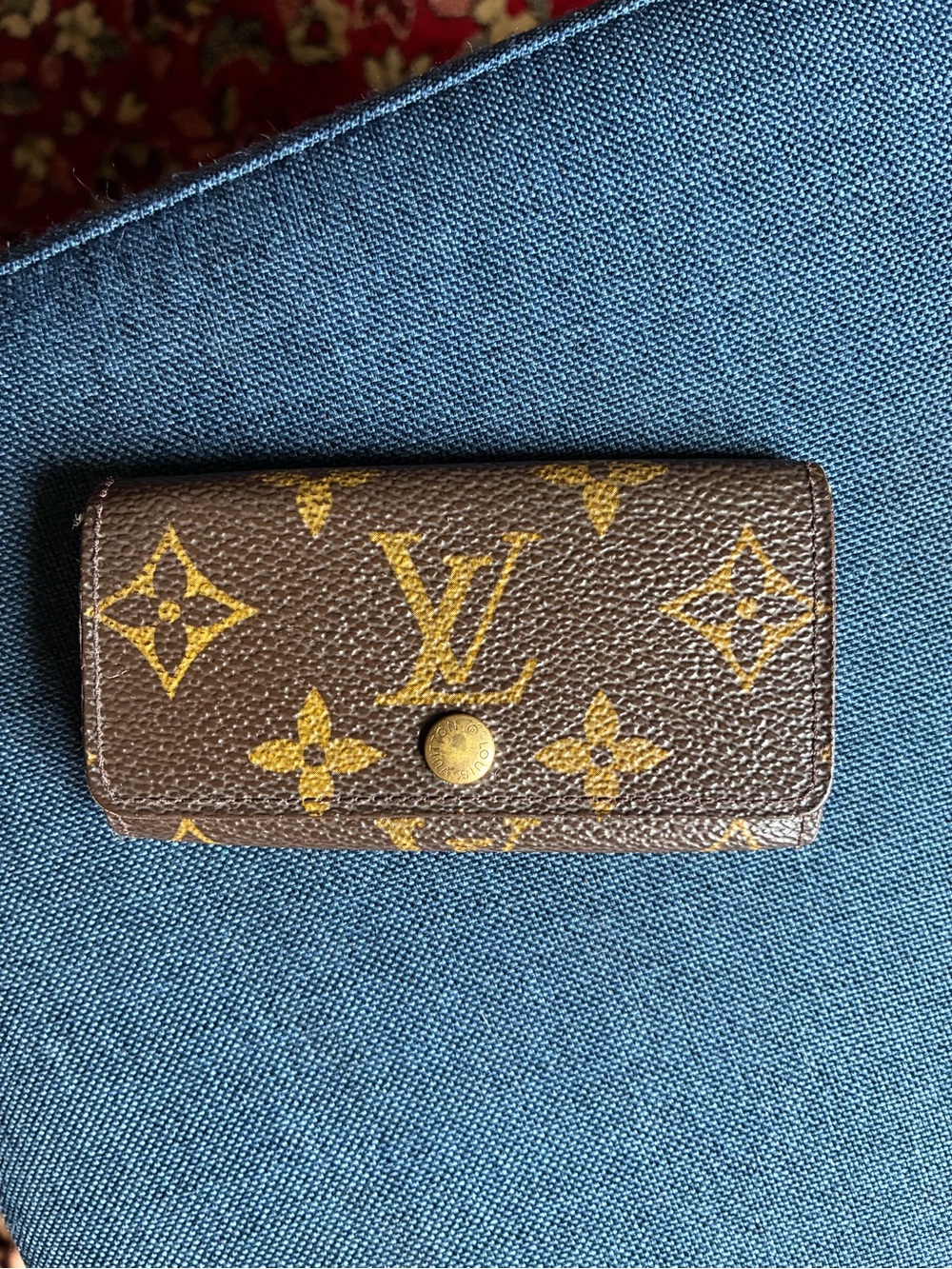 Louis Vuitton Monogram Canvas Key Holder in Brown and Gold- *note